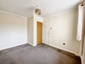 Photo 24- click for photo gallery